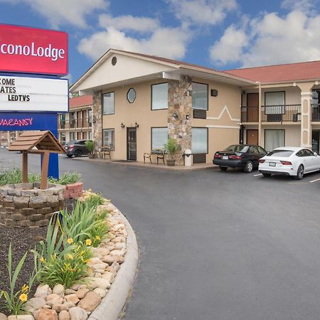 Econo Lodge Sevierville-Pigeon Forge On The River Exterior foto